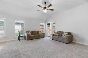 1106 Holly St, Cleburne, TX 76033 - Photo 11