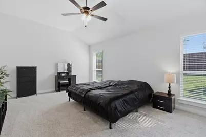 1106 Holly Street, Cleburne, TX 76033 - Photo 25