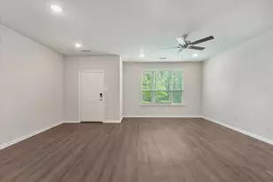 1274 Alamo Dr, Lewisville, TX 75077 - Photo 5