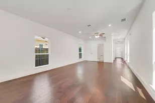 2346 Scott St, Dallas, TX 75215 - Photo 7