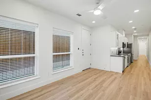2217 N Fitzhugh Ave, Dallas, TX 75204 - Photo 25