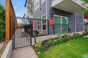 2217 N Fitzhugh Ave, Dallas, TX 75204 - Photo 3