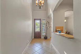2302 Grizzly Run Ln, Euless, TX 76039 - Photo 3