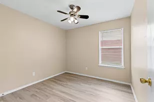 13717 Canyon Ranch Rd, Fort Worth, TX 76262 - Photo 17
