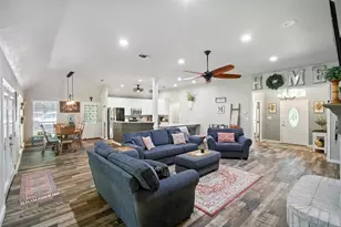 210 Saddle Club Rd, Weatherford, TX 76088 - Photo 11