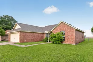 5004 Canton St, Greenville, TX 75402 - Photo 3