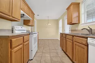 5004 Canton St, Greenville, TX 75402 - Photo 13