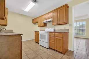 5004 Canton St, Greenville, TX 75402 - Photo 11