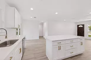 814 Wideman Dr, Dallas, TX 75217 - Photo 13