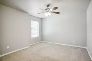 122 Elm Ln, Roanoke, TX 76262 - Photo 13