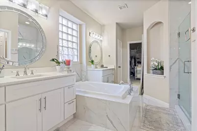 2228 Condor Street, Grand Prairie, TX 75052 - Photo 3