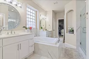 2228 Condor St, Grand Prairie, TX 75052 - Photo 3
