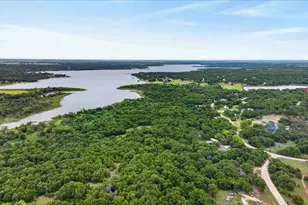 203 Fairway Dr, Nocona, TX 76255 - Photo 31