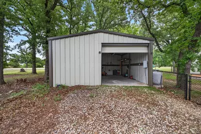 203 Fairway Drive, Nocona, TX 76255 - Photo 29