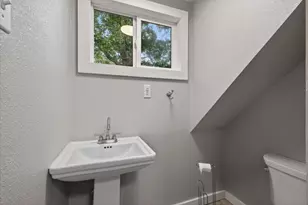 203 Fairway Dr, Nocona, TX 76255 - Photo 25