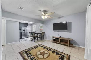 14004 Cimarron Dr, Balch Springs, TX 75180 - Photo 5
