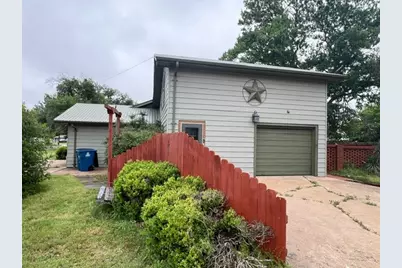 1305 W Elliott Street, Breckenridge, TX 76424 - Photo 3