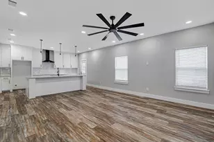 90 Live Oak St, Alvarado, TX 76009 - Photo 3