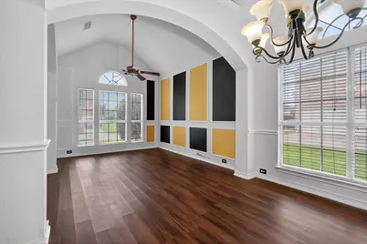 1513 Brighton Drive, Mansfield, TX 76063 - Photo 5