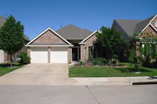 2821 Vacherie Ln, Dallas, TX 75227 - Photo 1