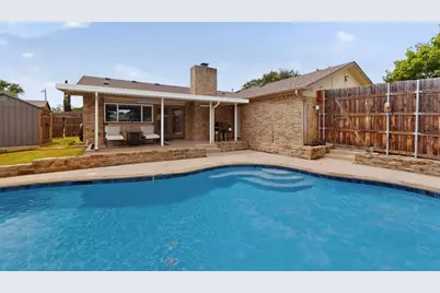 1915 Glenrose Lane, Carrollton, TX 75007 - Photo 31