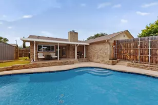 1915 Glenrose Ln, Carrollton, TX 75007 - Photo 31