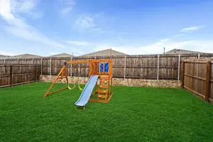 2818 Highgarden Trl, Crandall, TX 75114 - Photo 17