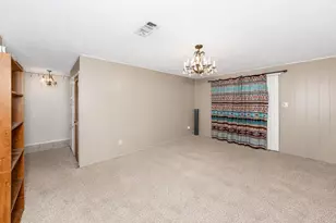 805 Long Dr, Mineral Wells, TX 76067 - Photo 13