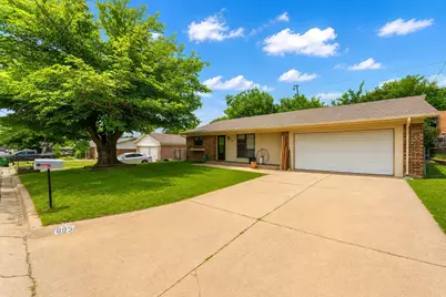805 Long Drive, Mineral Wells, TX 76067 - Photo 3