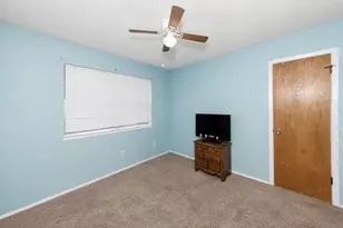 805 Long Dr, Mineral Wells, TX 76067 - Photo 9