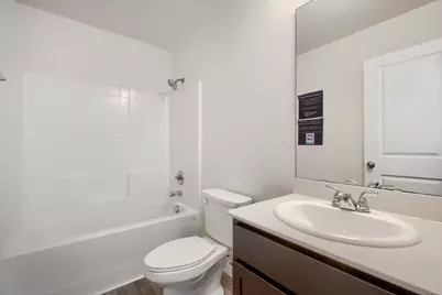 2105 Langford Street, Greenville, TX 75401 - Photo 9
