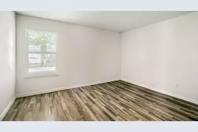 2105 Langford Street, Greenville, TX 75401 - Photo 5