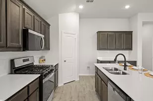 945 Abalone Ave, Haslet, TX 76052 - Photo 5