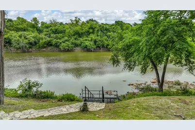 8012 Ravenswood Road, Granbury, TX 76049 - Photo 27