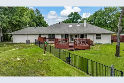 8012 Ravenswood Road, Granbury, TX 76049 - Photo 23