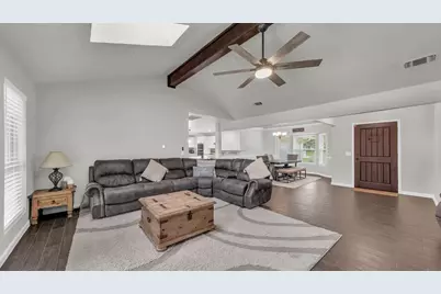 8012 Ravenswood Road, Granbury, TX 76049 - Photo 5