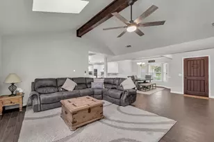 8012 Ravenswood Rd, Granbury, TX 76049 - Photo 5