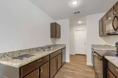 426 E Monterey Street, Denison, TX 75021 - Photo 5