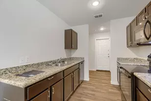 426 E Monterey St, Denison, TX 75021 - Photo 5