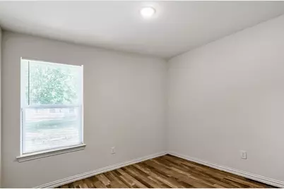 426 E Monterey Street, Denison, TX 75021 - Photo 5