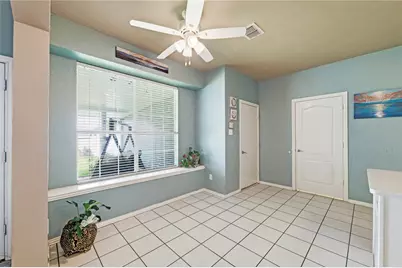 1184 Pleasant Oaks Drive, Lewisville, TX 75067 - Photo 11