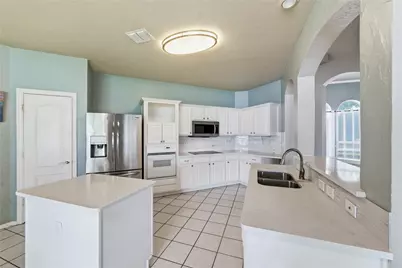 1184 Pleasant Oaks Drive, Lewisville, TX 75067 - Photo 9