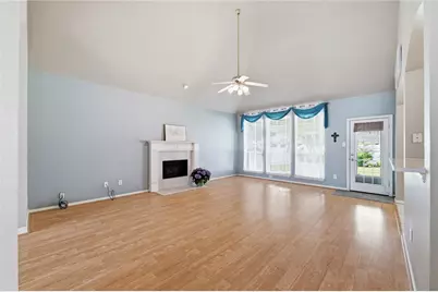 1184 Pleasant Oaks Drive, Lewisville, TX 75067 - Photo 5