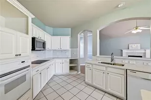1184 Pleasant Oaks Dr, Lewisville, TX 75067 - Photo 7
