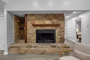 6217 Alta Oaks Dr, Garland, TX 75043 - Photo 9