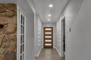 6217 Alta Oaks Dr, Garland, TX 75043 - Photo 5