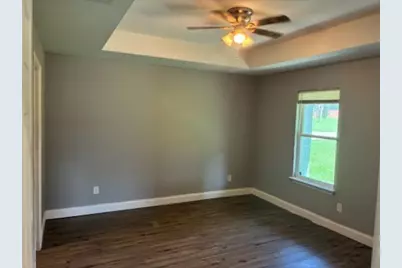 107 E Miller, Whitewright, TX 75491 - Photo 5