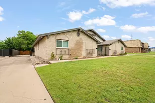 4310 Gorman Dr, Fort Worth, TX 76132 - Photo 3