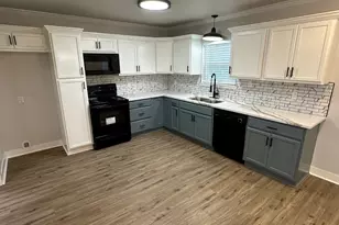 1606 Cherry Ave, Corsicana, TX 75110 - Photo 9