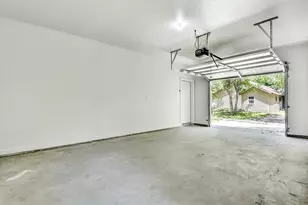 1103 S Montgomery St, Sherman, TX 75090 - Photo 23